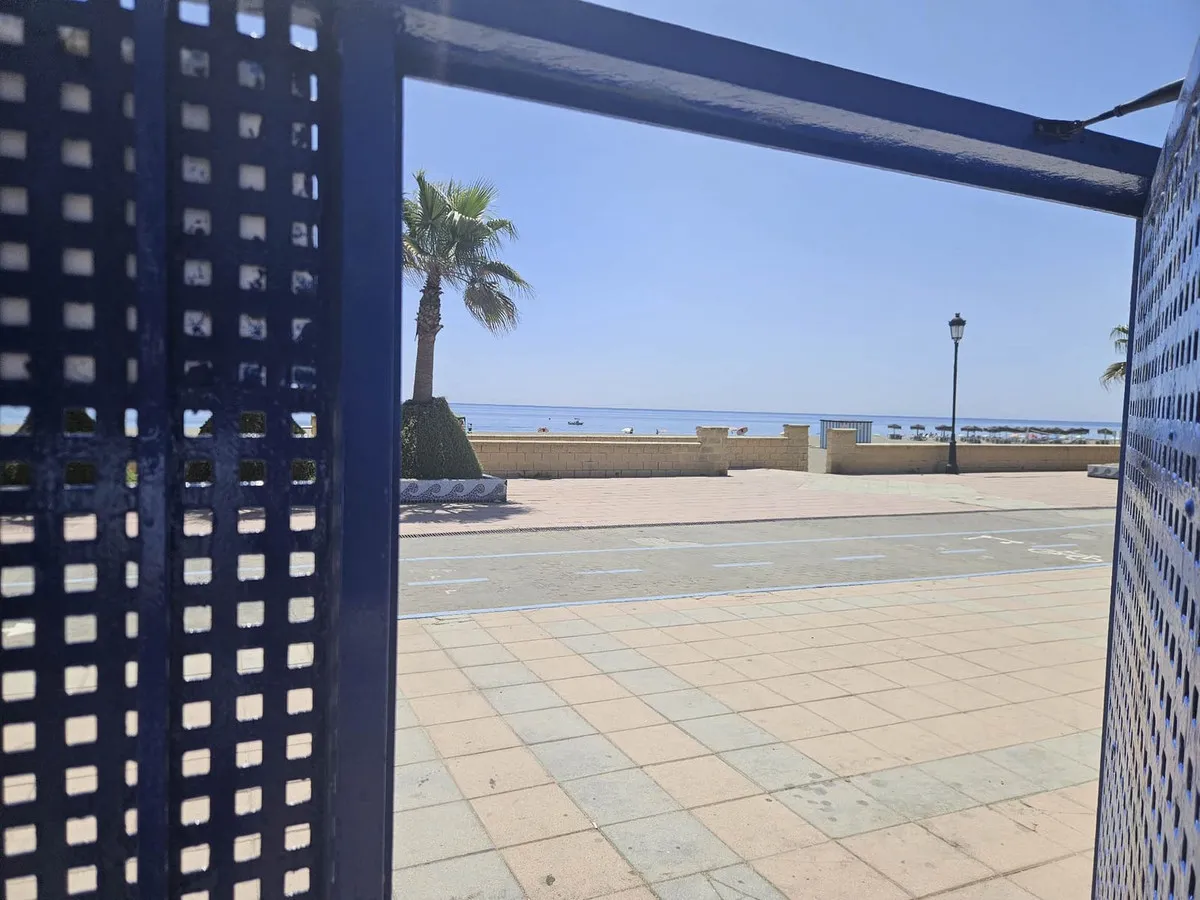 ac477e0b-248e-4fdf-8389-d62d110833ed