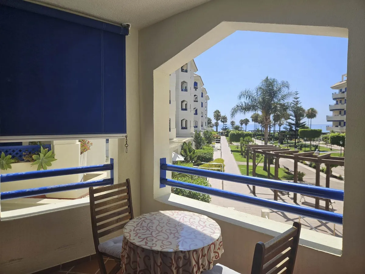 ebf45e03-88fa-42af-8c02-acaf2cea30a3