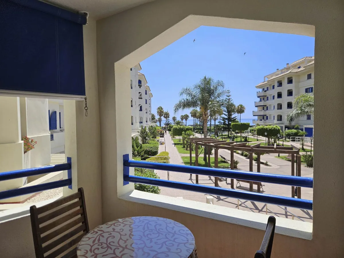 f27e0f27-c50e-4f6d-b54d-1f343df20a92