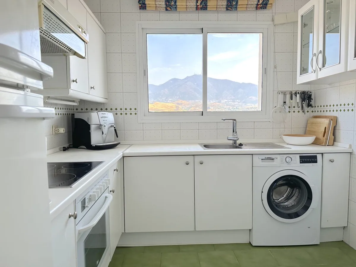 20857ad2-3c8d-4c83-93b0-980b49d70ce9