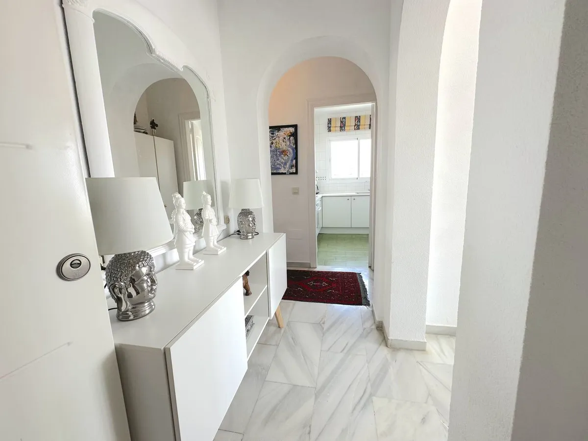 3557819d-a5a9-41b9-a131-7508d7686838