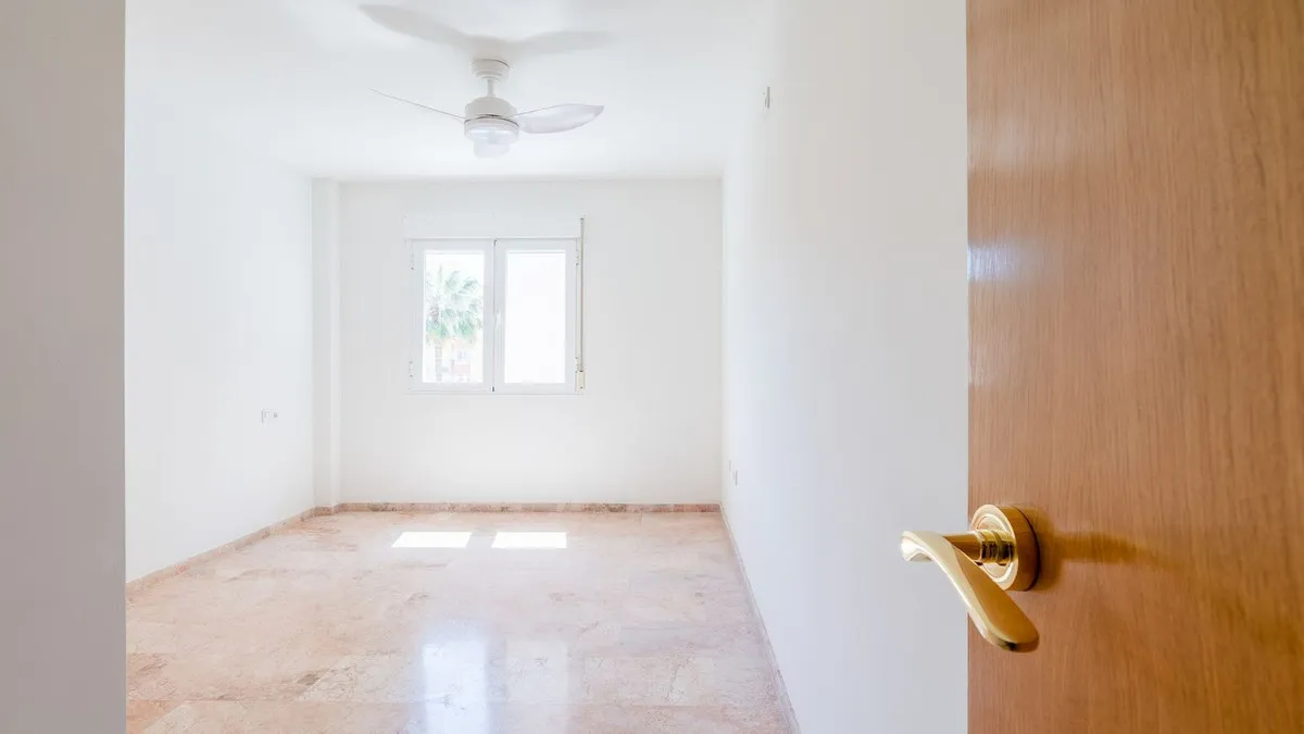 0f335d33-6700-44cf-9b75-7892ff682b5b