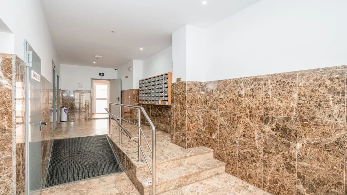 1123d723-bd08-4a9c-bc9b-2bc9f528e2d4