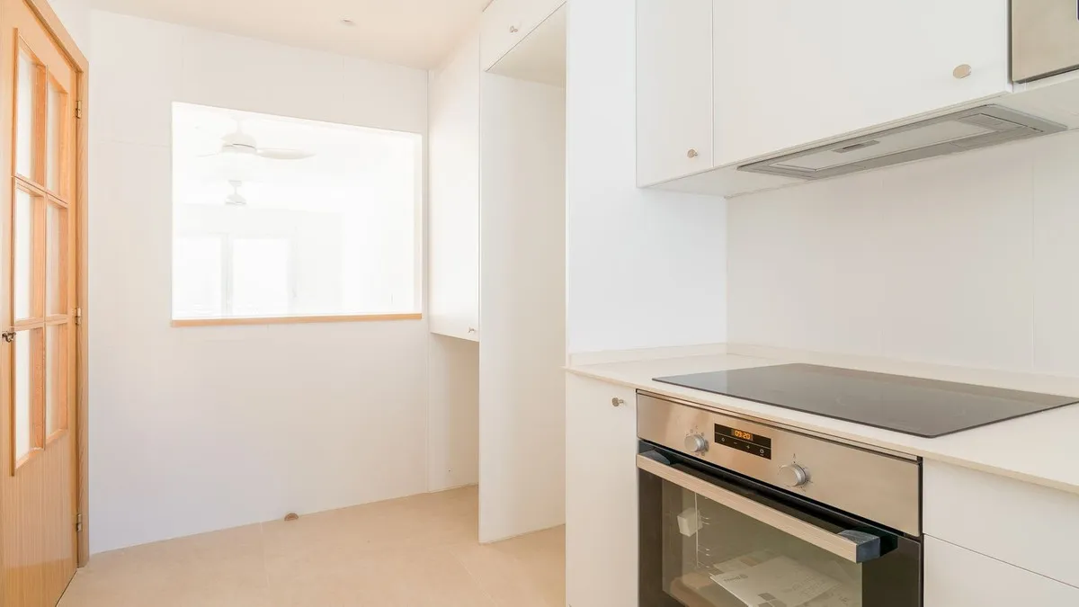 92b1bb24-d87f-435c-8754-021f0e063aae