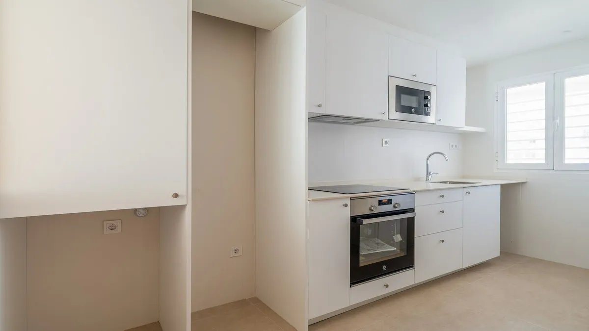 a2e92b6f-4600-4ec4-8b71-8148a3156fc4