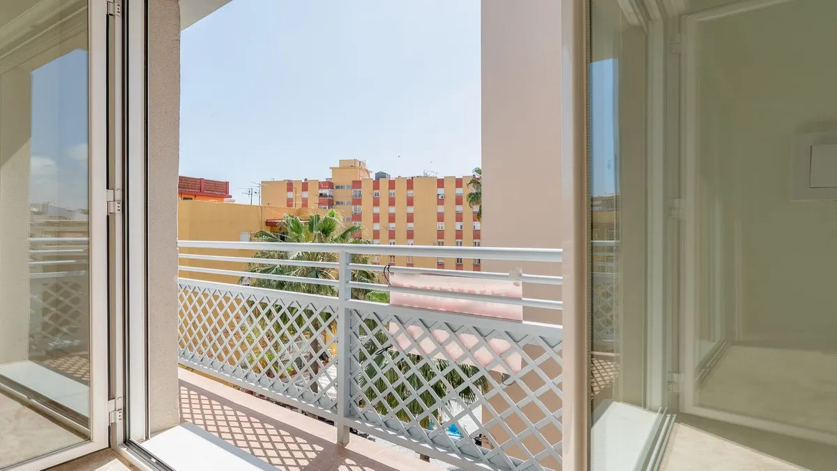 e22fe2b9-a84b-43ec-a0ca-3c737e30cb5a