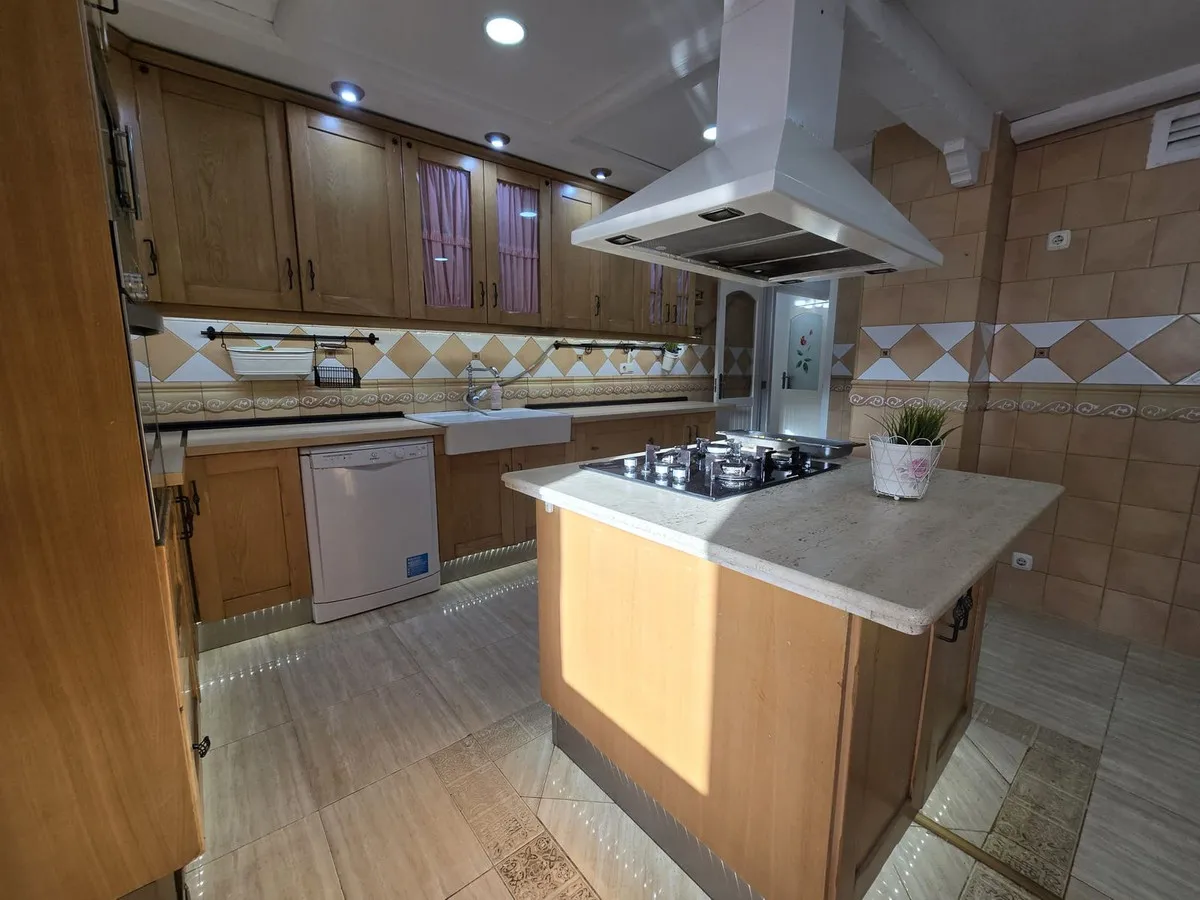 779fae54-6913-4d79-8e77-7ec8f64dc839