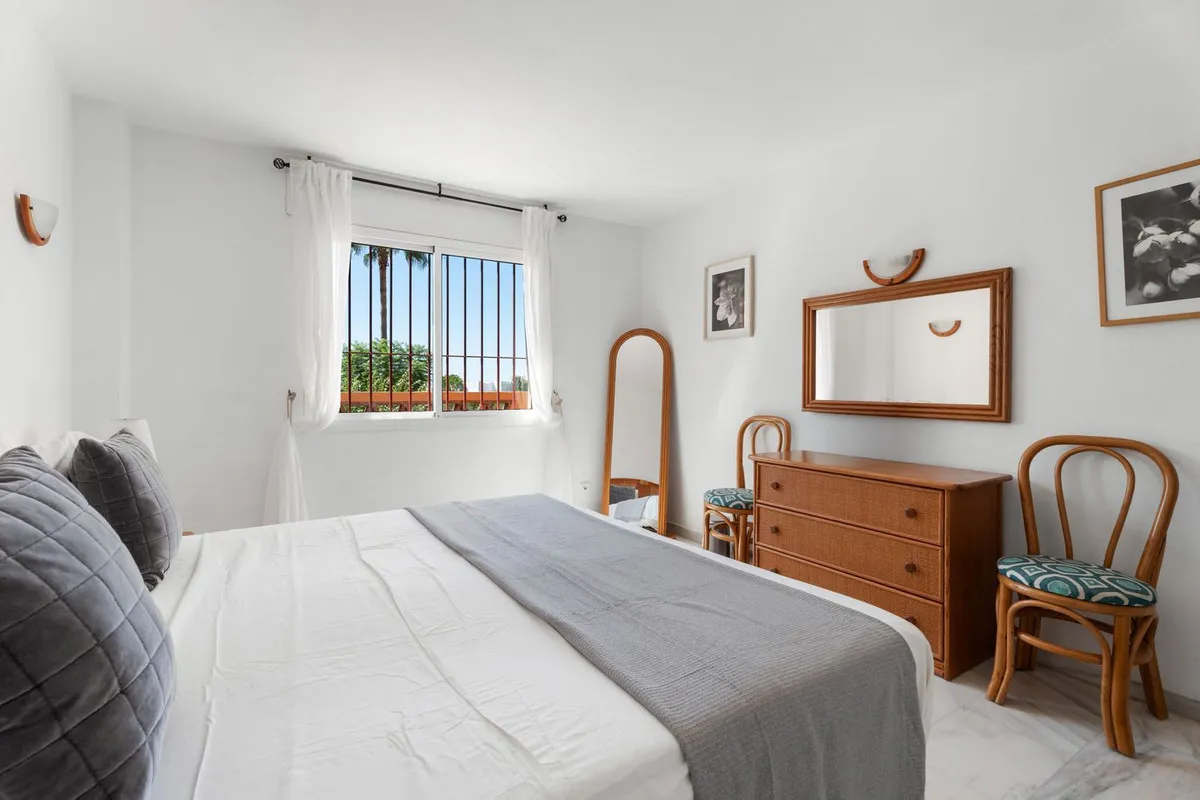 130c888f-52e4-49f0-a2ec-54df599a2537