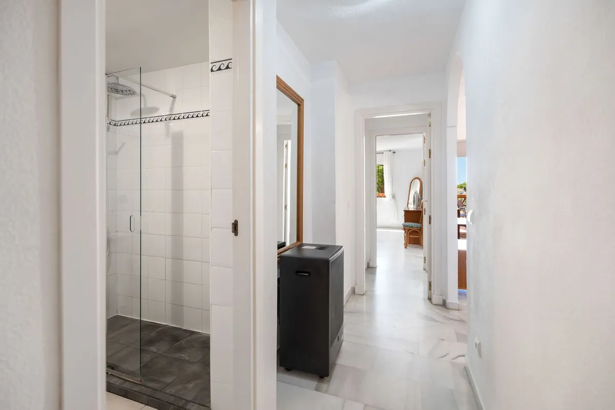 ac6804c1-6b2d-4b97-8d11-b1f2af175030