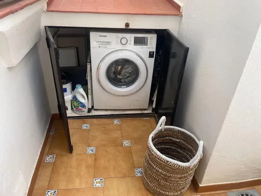 7a4ac235-708e-4f93-b0c1-f1cb50d71a8e