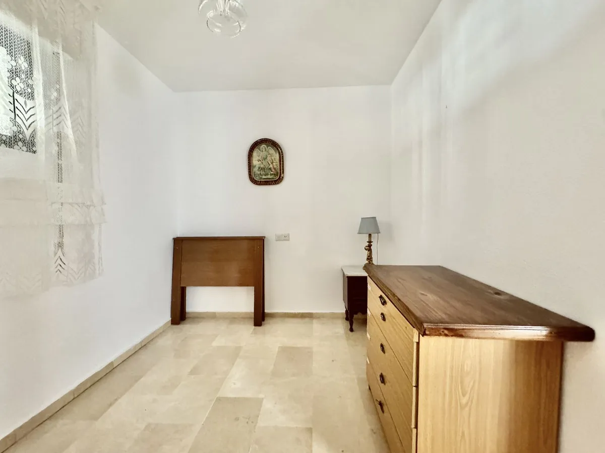 aa93ed37-fb4b-408b-b192-b4e643bd19b4