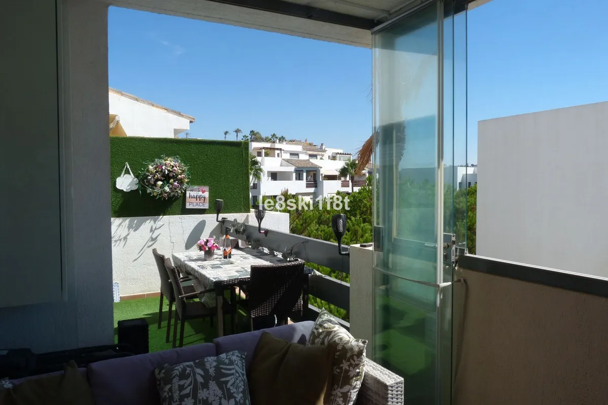 e975def5-c6b1-4194-aa65-a253574349b2