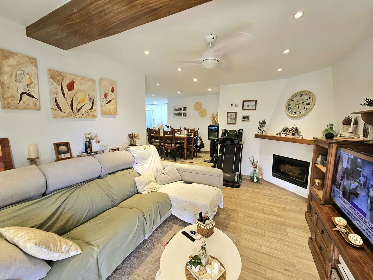 18eea819-f34a-4b82-9bbd-96c673e89d1b