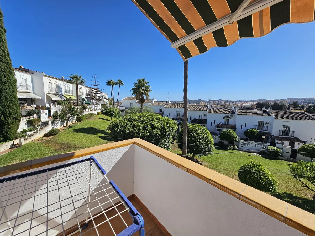 4048db56-dba8-4bc2-a127-f87db6baa8ec