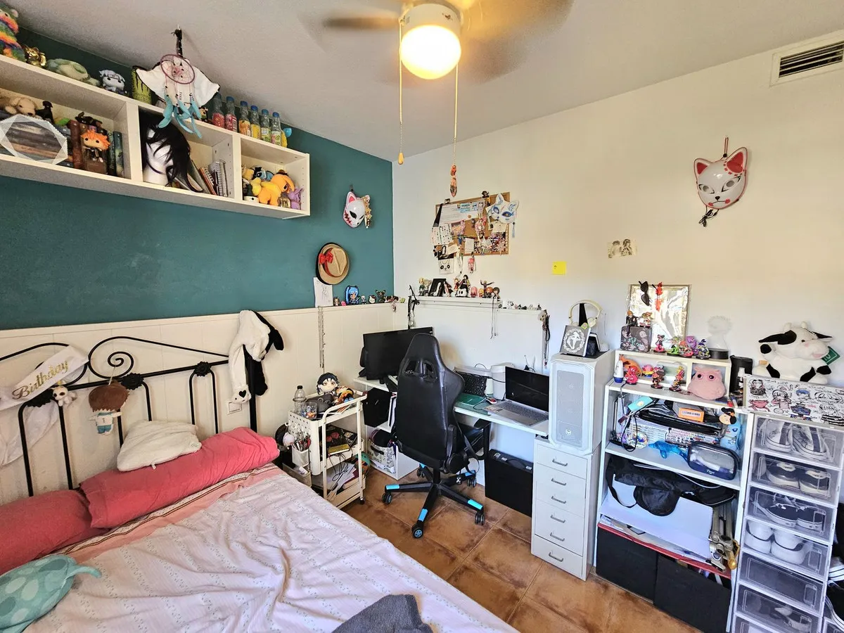 f28b9266-87e6-4bf7-a34a-f19c5cc64894