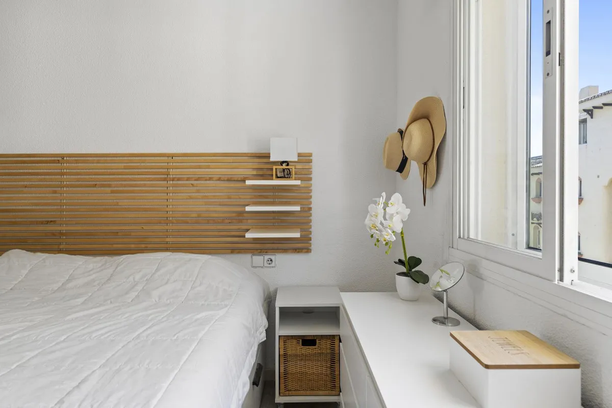 15df1b80-218b-424f-b35a-813620f6ec26