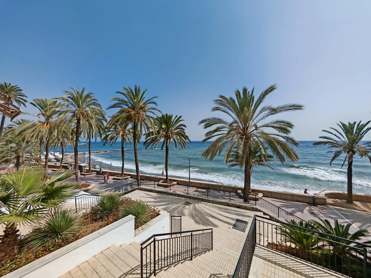 341cb531-dc0c-4cc0-b2c1-21fc08adc2db