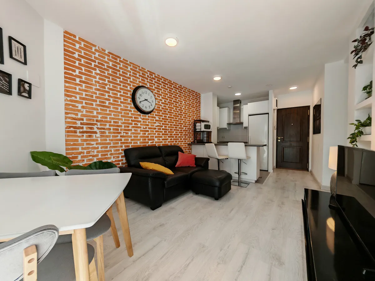 60ec3fe0-8ea2-435f-b804-52d2220f94ac