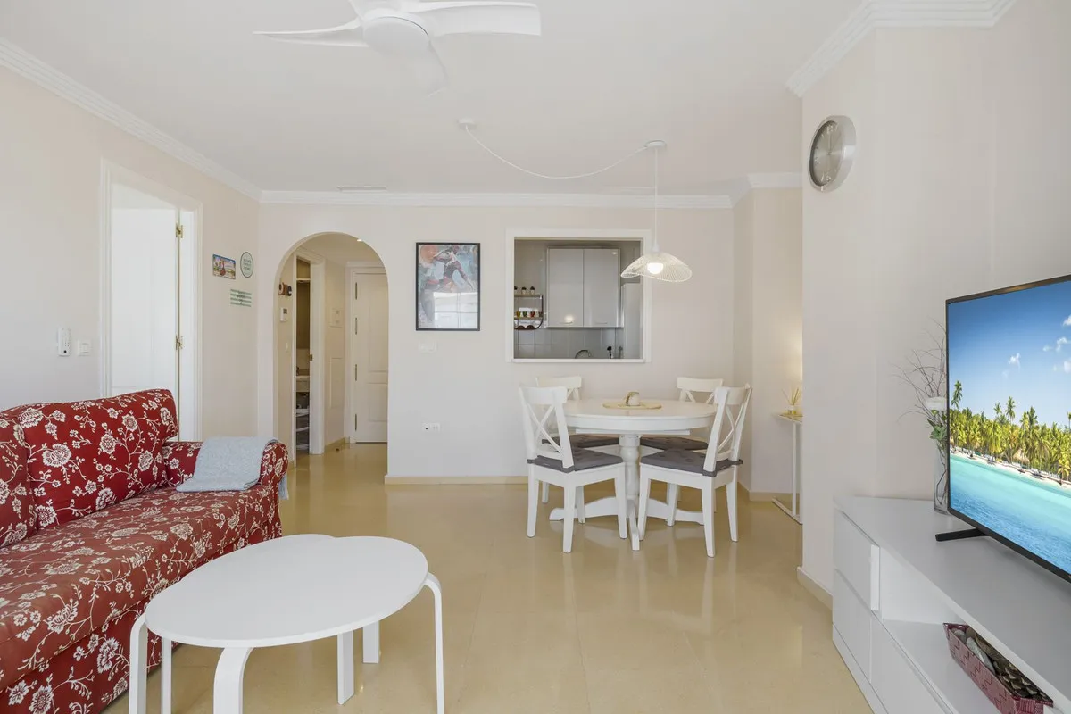 15cbcd2c-bb04-4489-8734-30adb2d31ff2