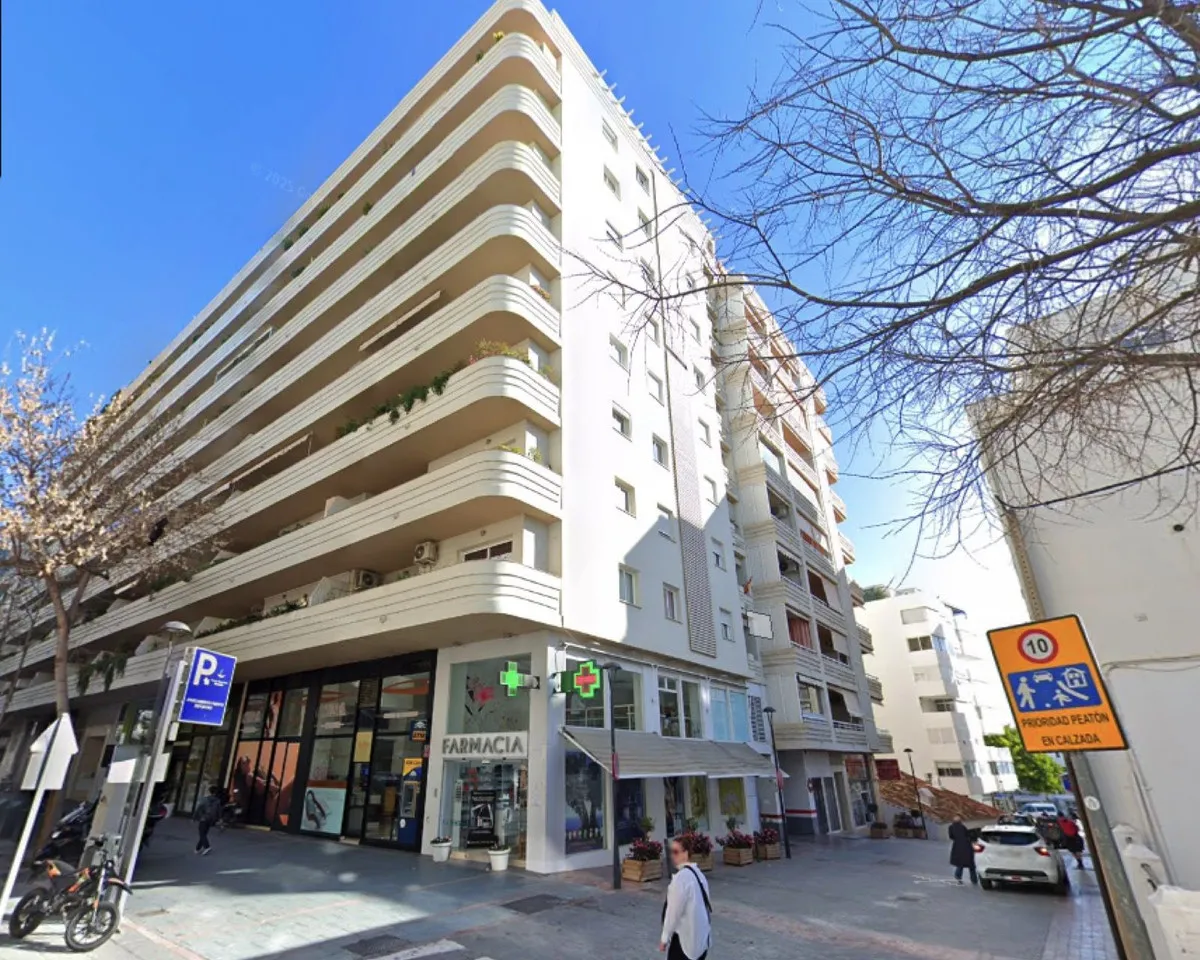 1ad5dc50-ff61-4292-a8f8-b5565d01381d