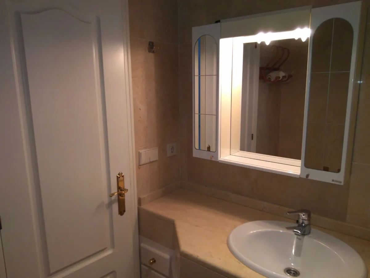 436a1995-011e-4da5-ad55-fc2c756b42cf