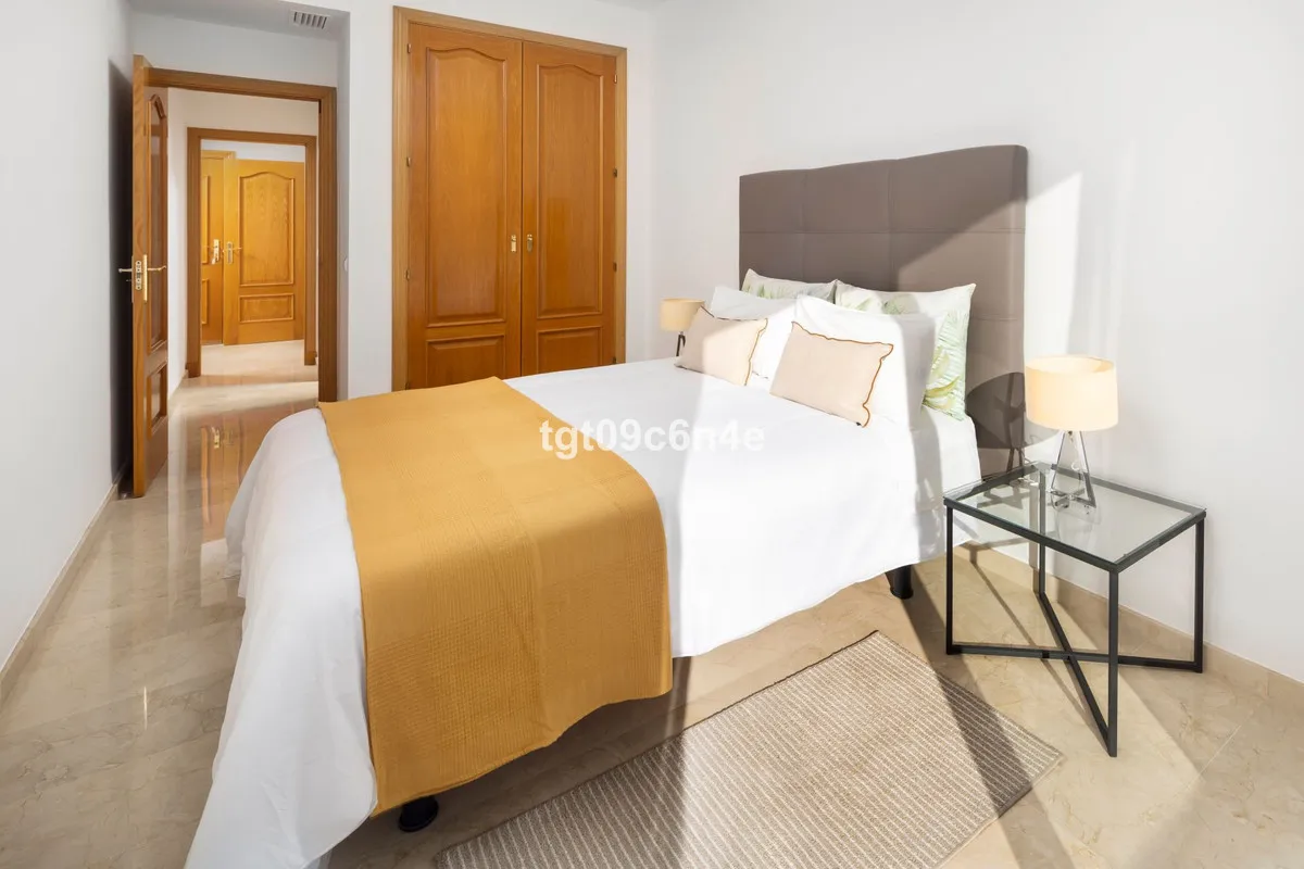 1e559855-455a-49ec-9dc5-5dd15c6e8775