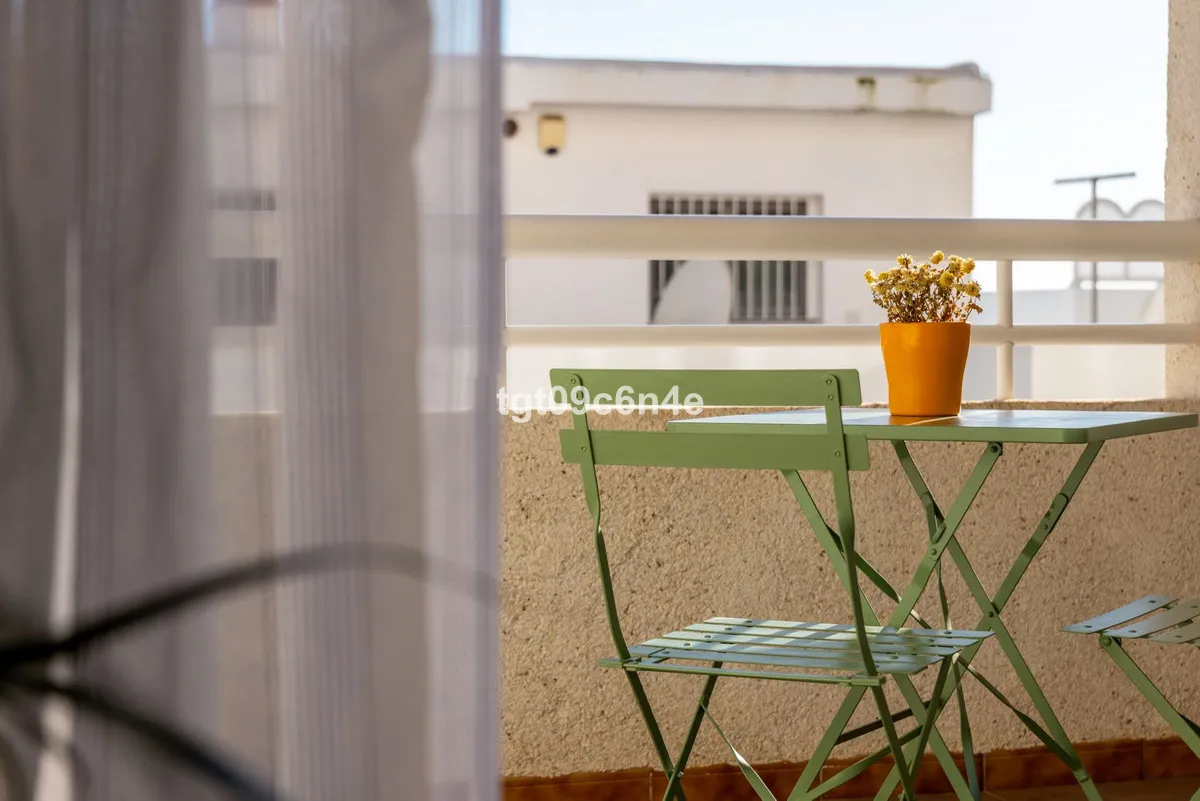 8555b8b4-d71b-4a6c-b895-e84921c2701c