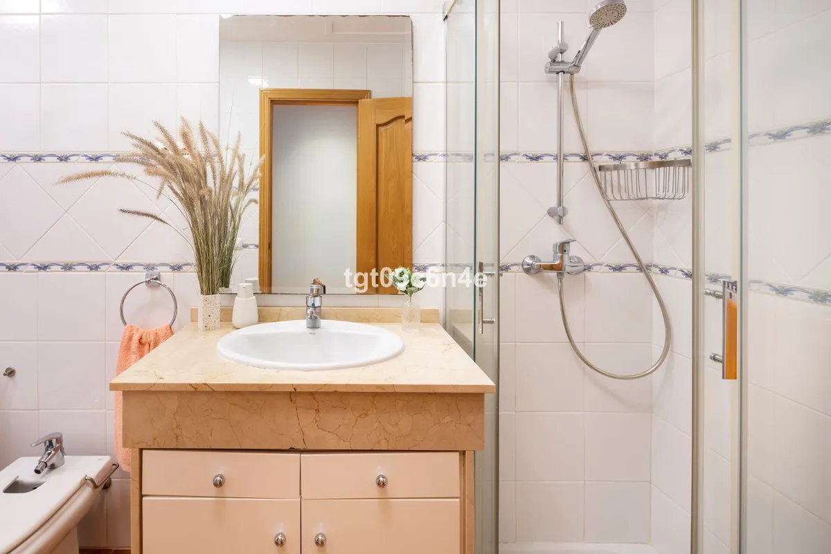 c474bcf5-cca0-4d45-88fe-2b326c7d7cd1