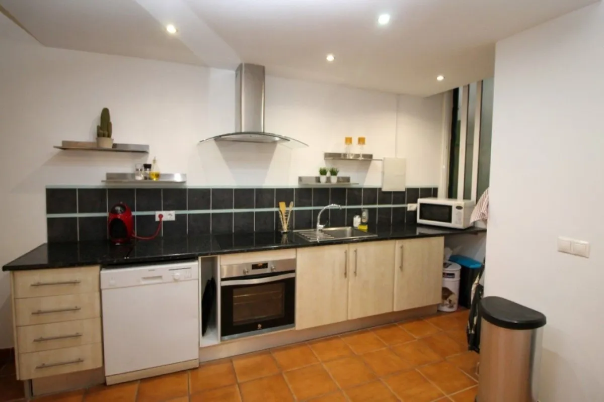 b5b343a7-8e23-4a58-a8d9-edf8ea2df5c4