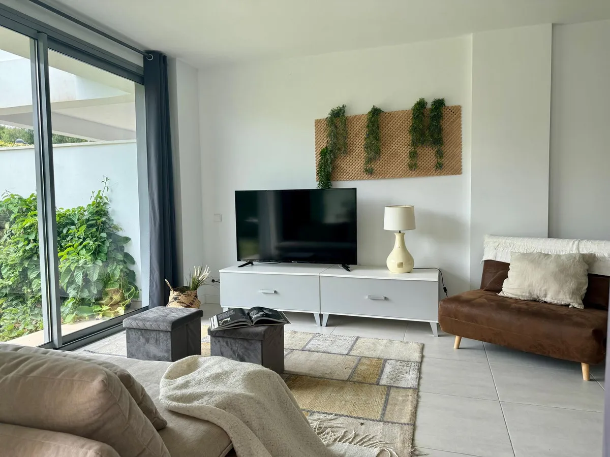 8a5c7f63-c5d5-40a2-ac9a-bd02c5b64179