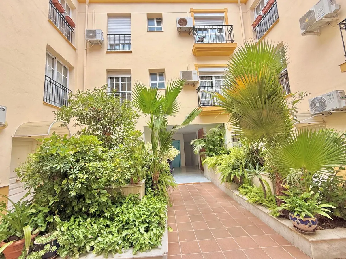 cf6411eb-5a76-4e06-9b2e-4122eaa5bfdb