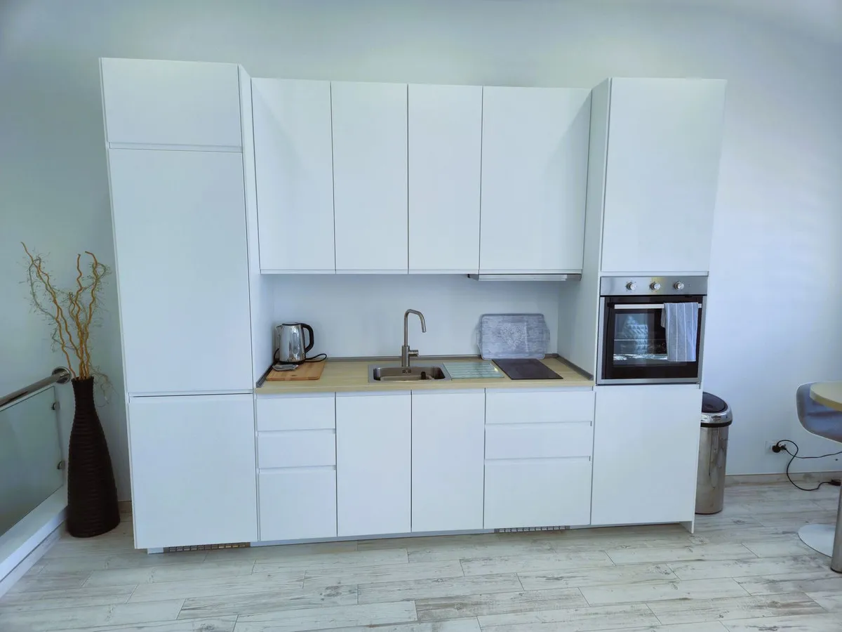 2c6fc8eb-df40-4c7d-b5c9-a60a8ab5c4b8