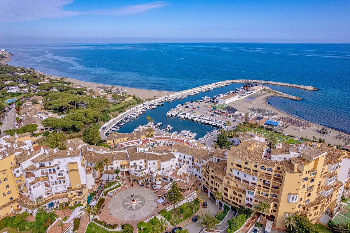 b839e988-5472-45a6-80b7-e5faa7a90844