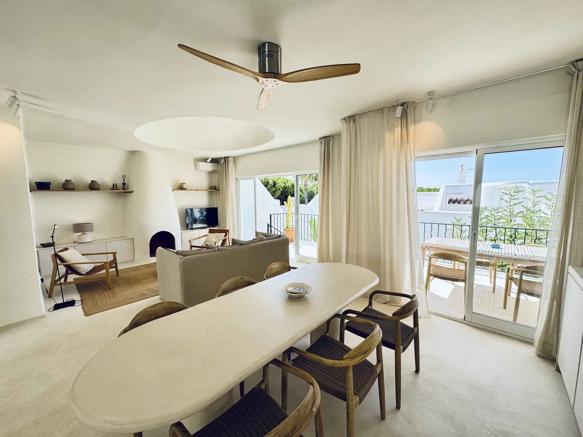 0c287a24-d371-4951-b15c-2ee23dff443c