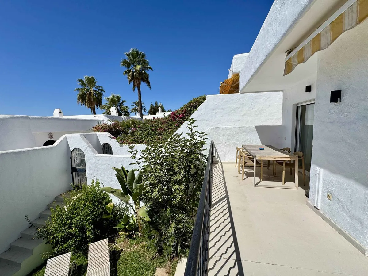 1a7aa384-43d6-4456-9001-93afdc76f6e2