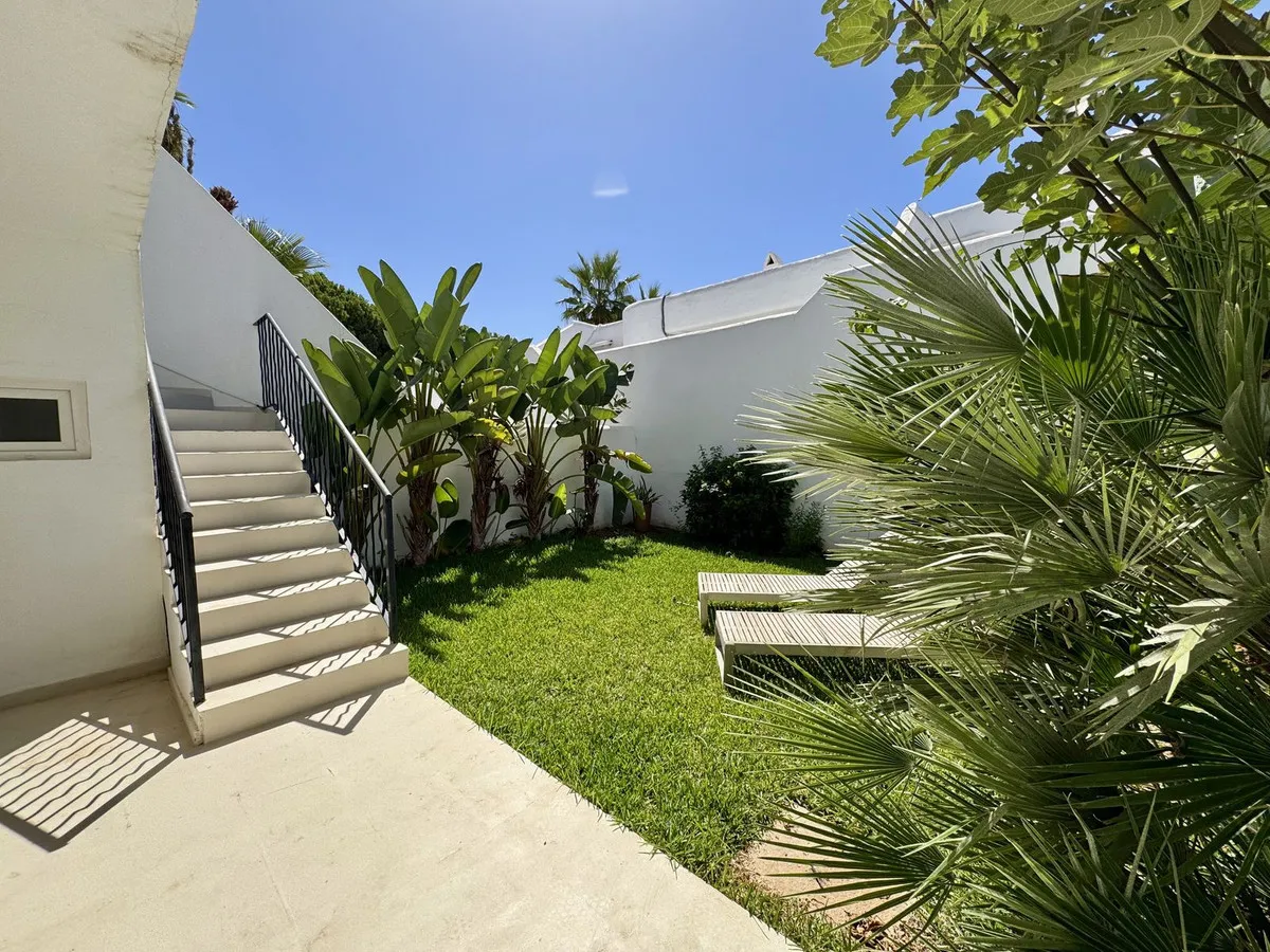 1ec4e607-c97a-449f-98b3-3d2734031092