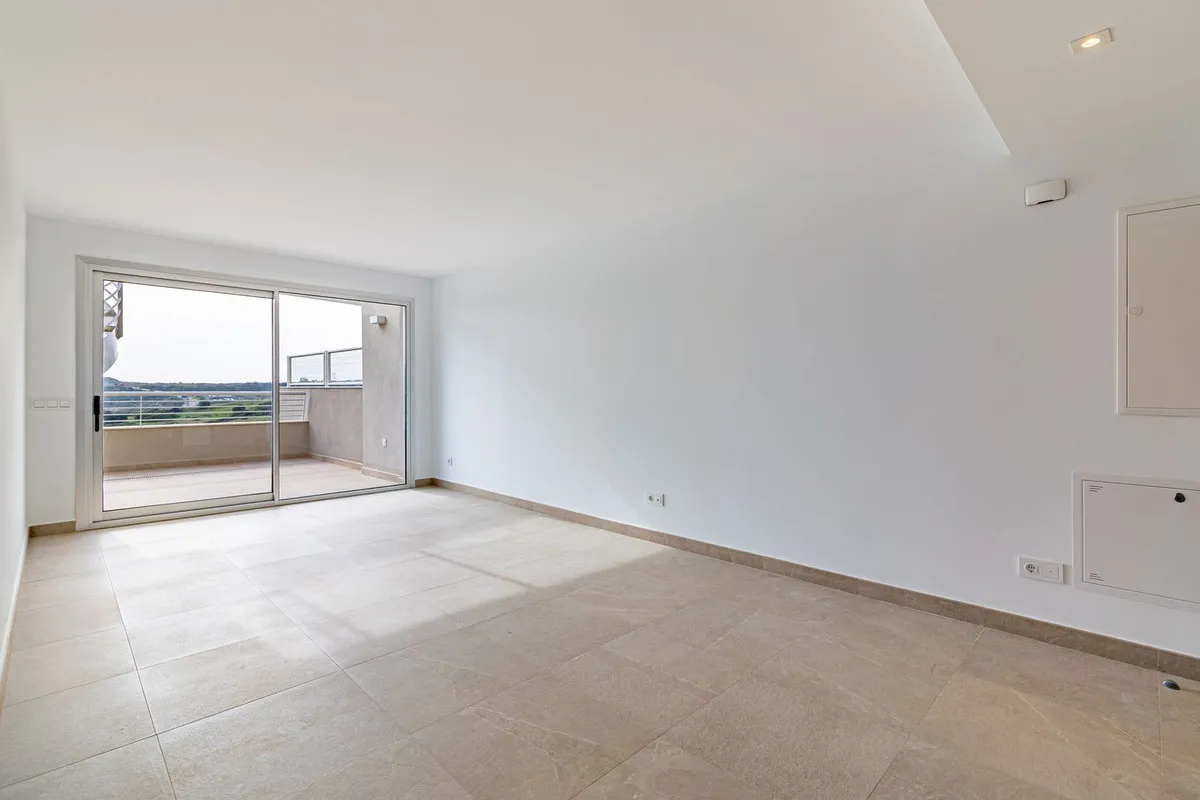 1f134d11-f658-414f-bfd9-b1bd86941965