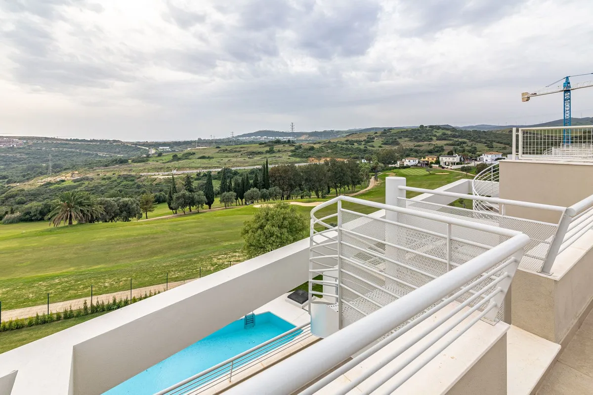 f9bef2c9-f464-4a8e-931b-232717228871