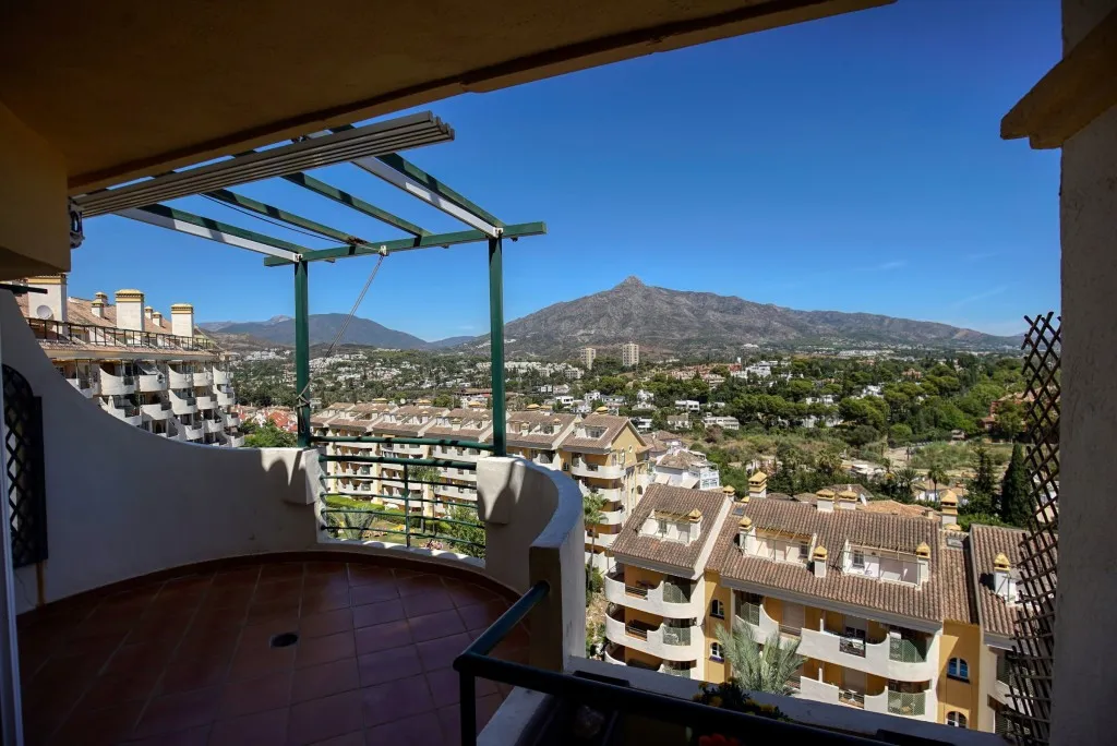 184b30fc-726d-4a82-97b7-f3316f54c02f