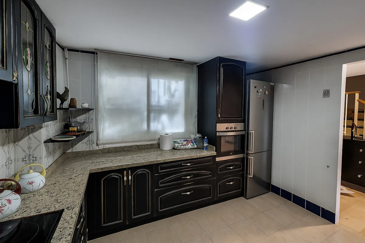 e43ea23b-8f11-47da-a3e2-a97f28bc5a10