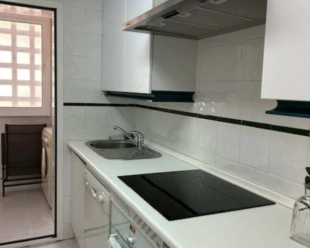 0bbc5b60-e414-412e-a8d7-26980175a4d4