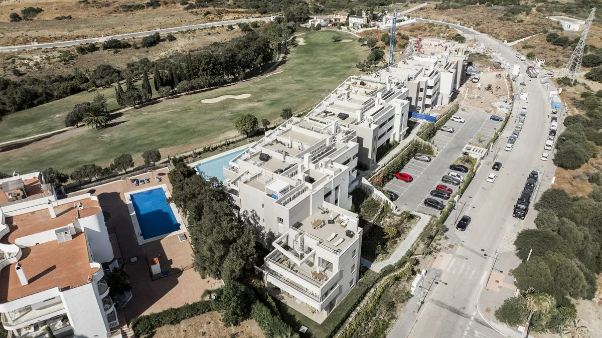 0f4b119f-c624-434e-bc4b-b128793fc4f5