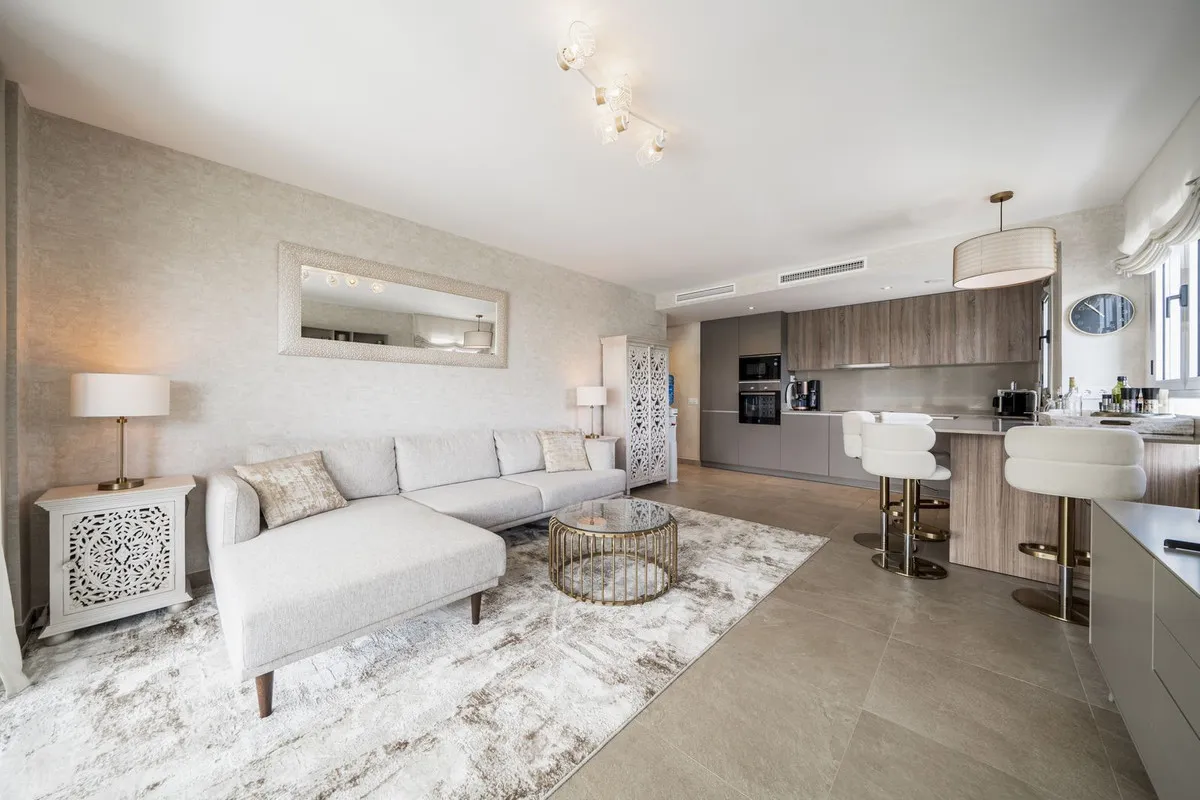 b514f1e1-ca58-4d03-93f0-807d1ab8972e