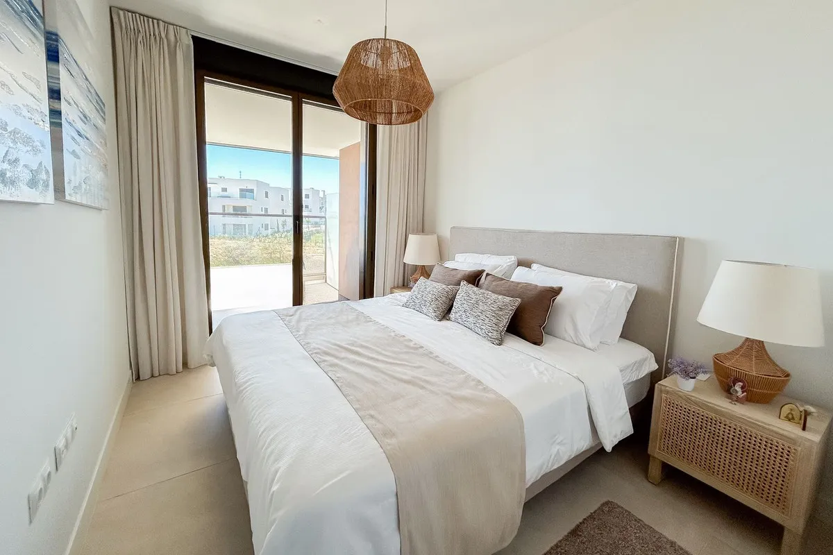 4262e64b-9718-4e9c-a12b-9c3698431b47