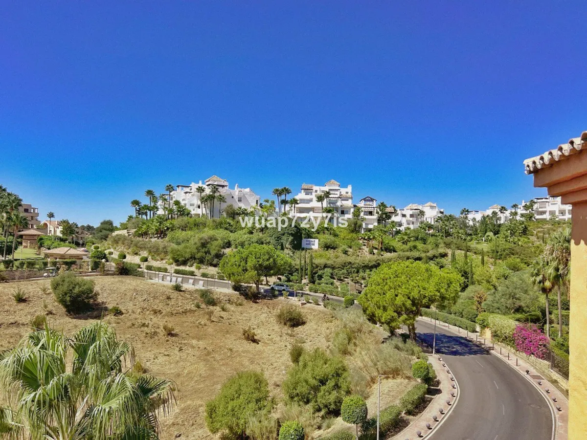 2208dad4-8e83-4409-bc4d-091c4901792d