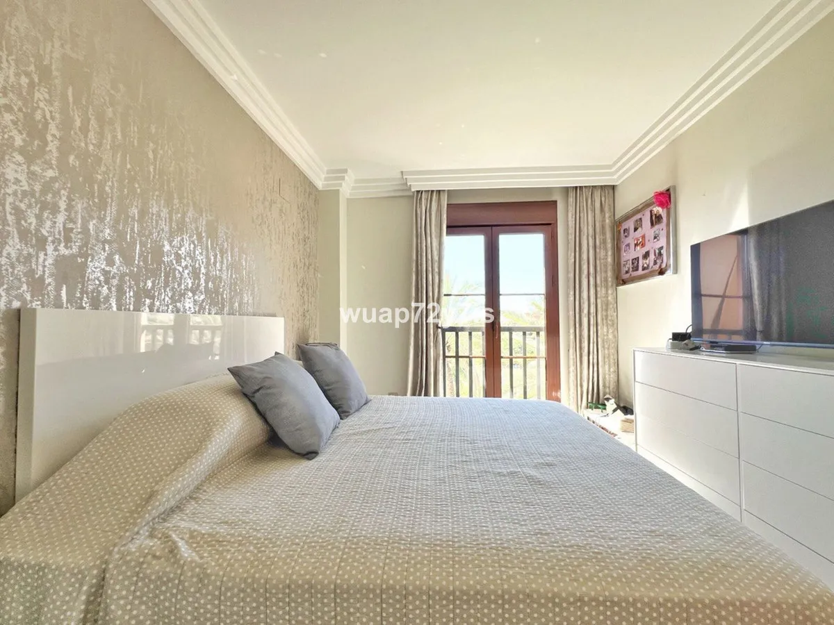 416668eb-49fd-4f9b-b8ec-cdc0fbdacc07