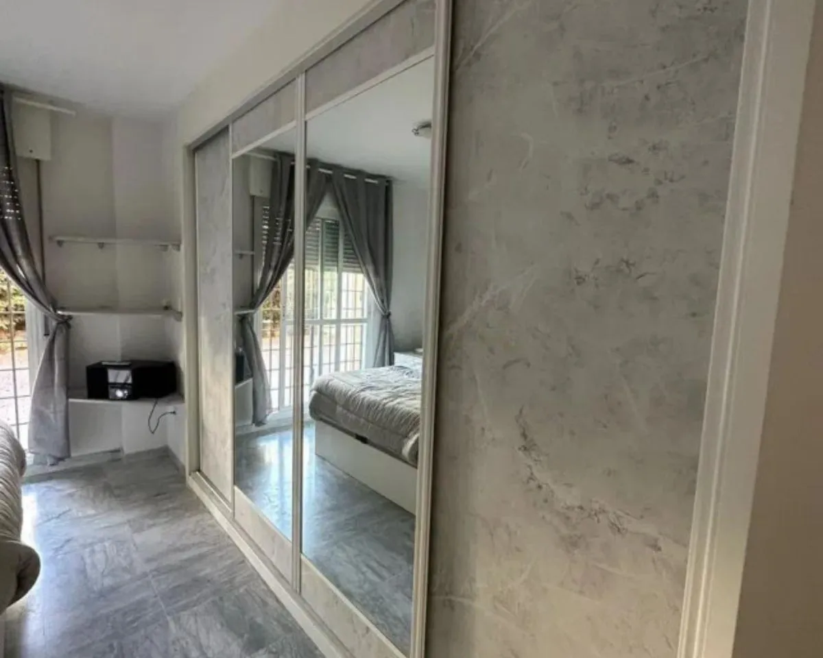 c0a9219b-19c0-45c8-84d7-62494454628f