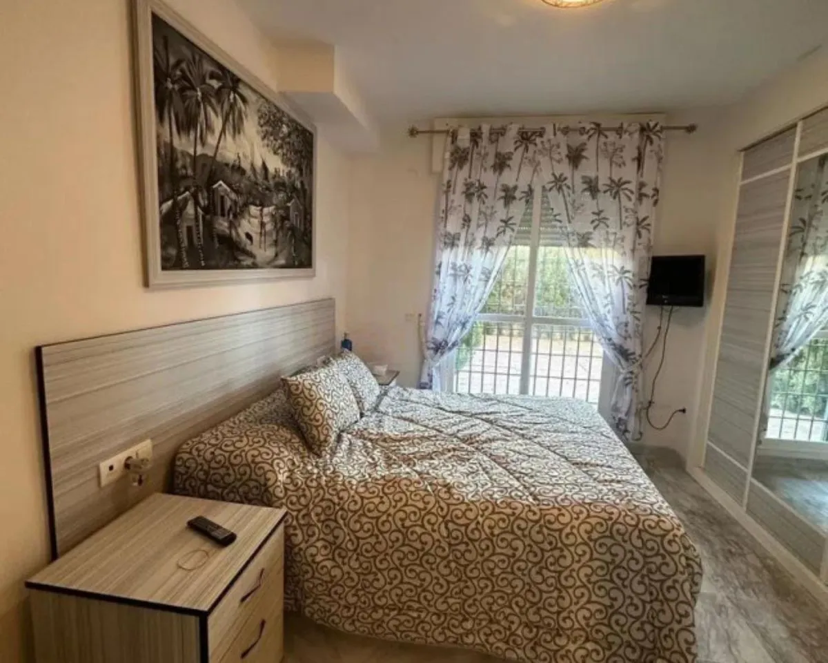 fe11d0f6-0a50-4811-b698-25d3275c59a7