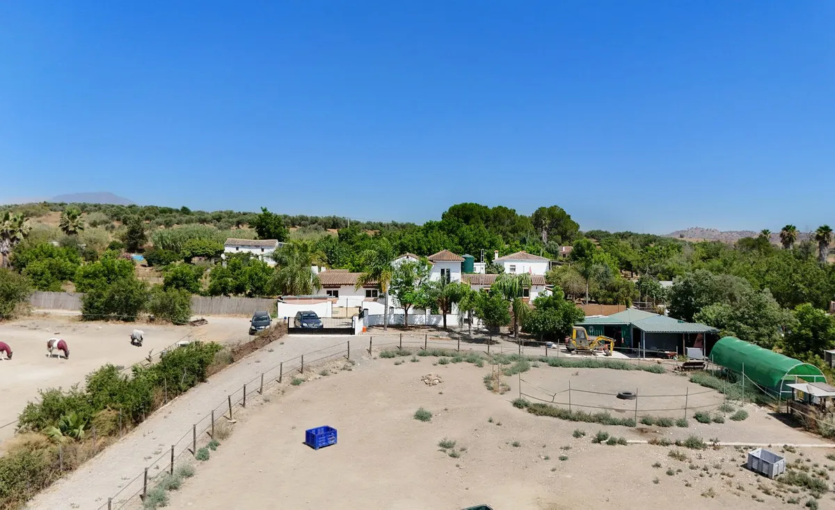 d0fcf83f-92ea-4574-ba72-f37ffb92b906