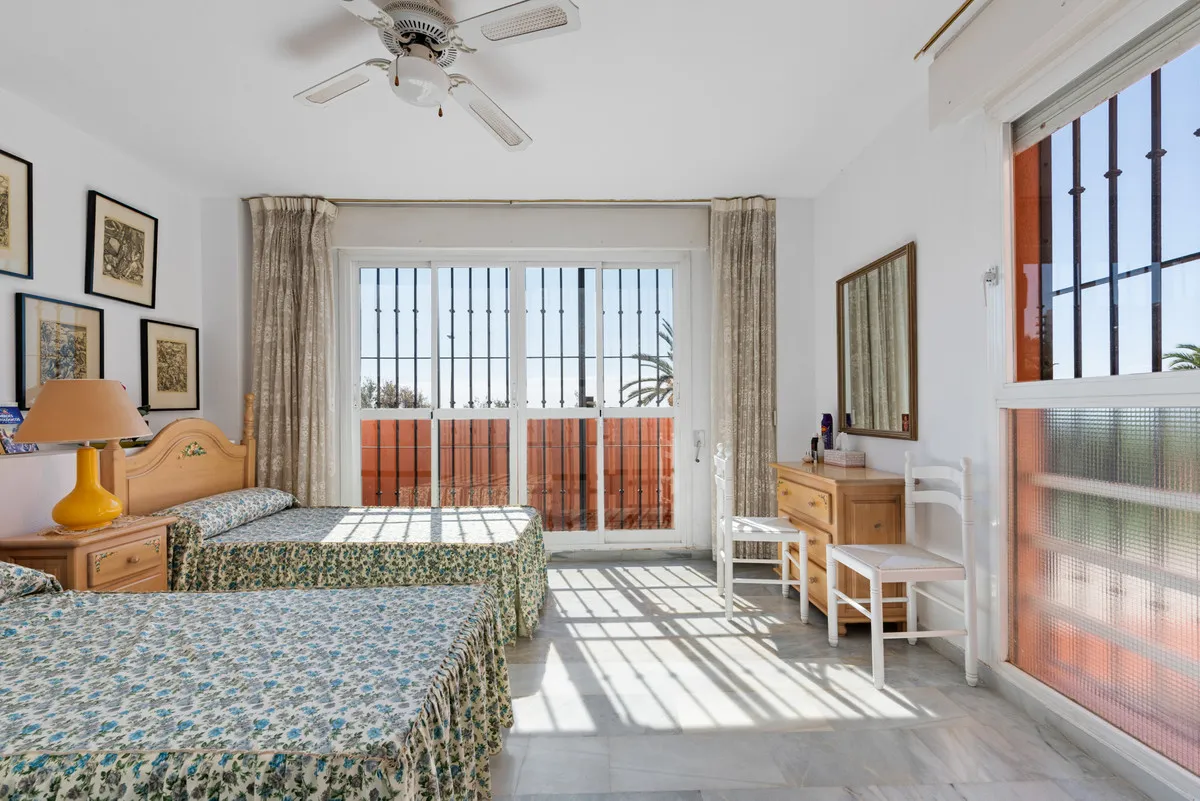 6c7a3051-1305-4777-9ecc-e2640a942889